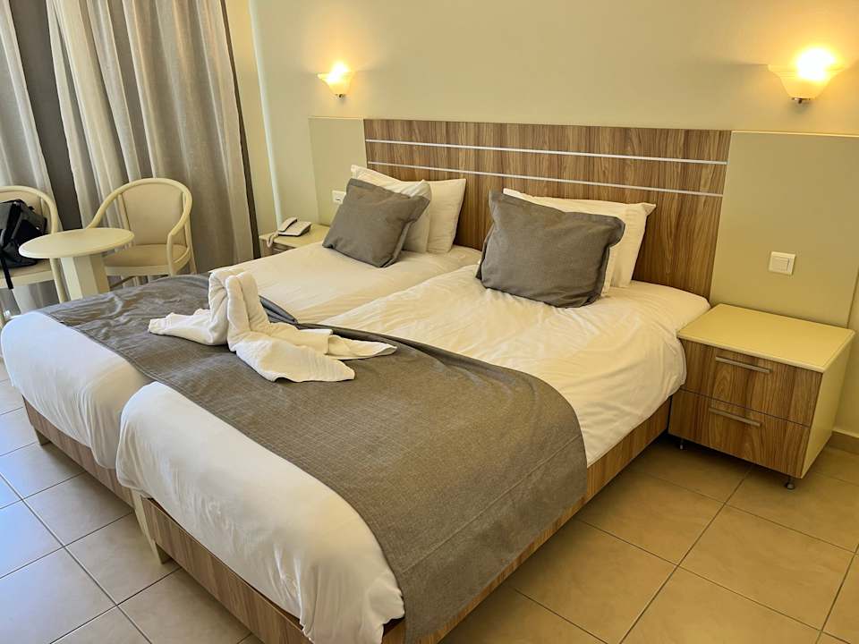 Zimmer Hotel Kalithea Mare Palace