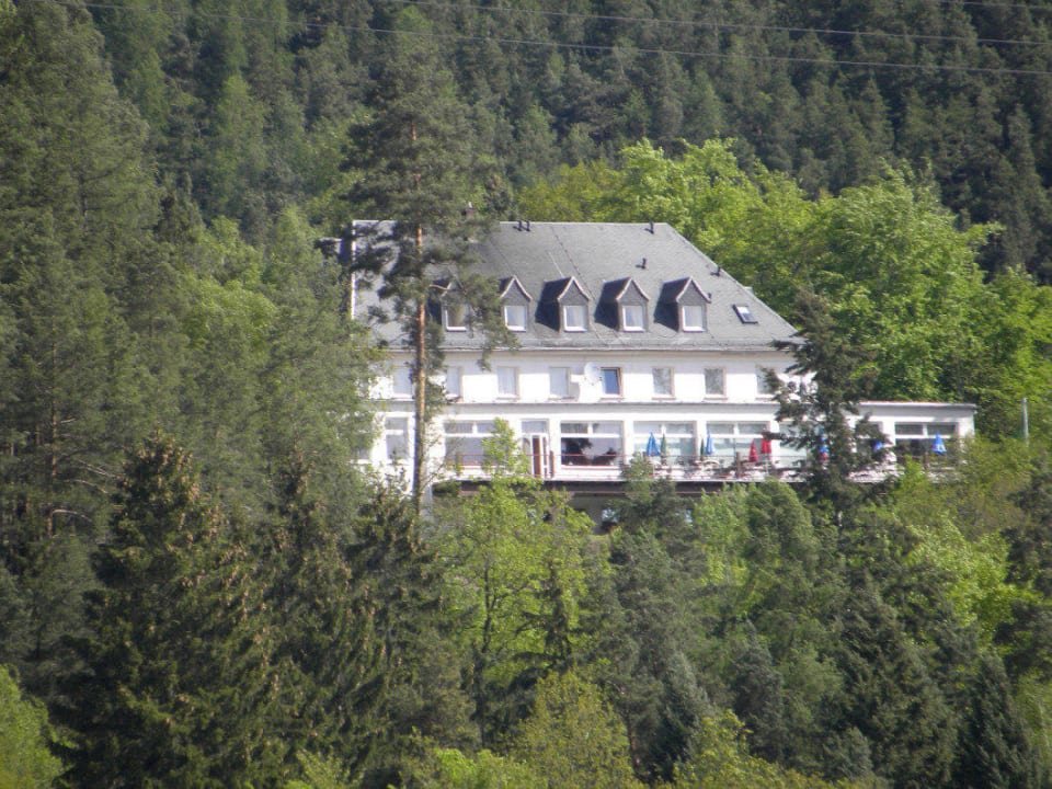 Blick vom Stausee Waldhotel am Stausee
