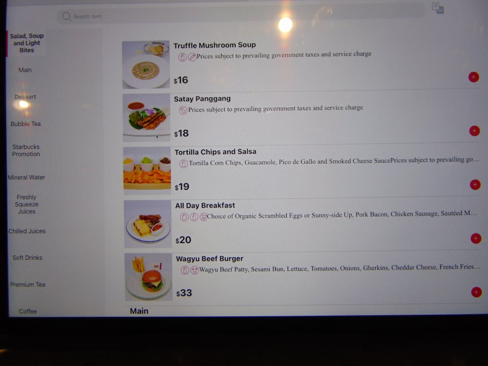 Gastro Hotel Crowne Plaza Changi Airport