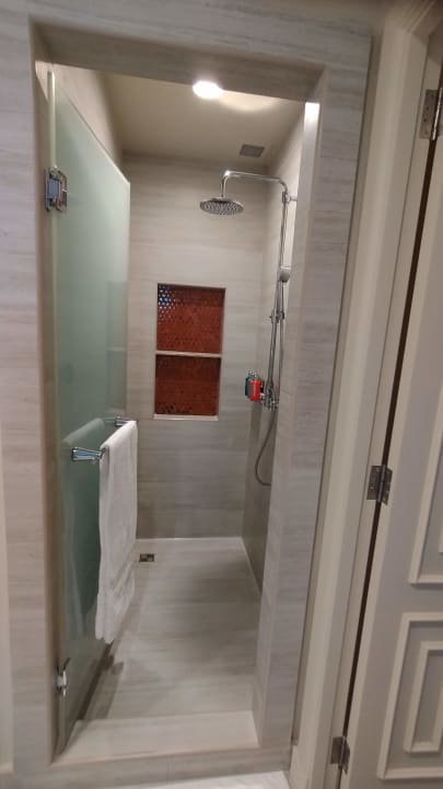 Zimmer Atlantis, The Palm