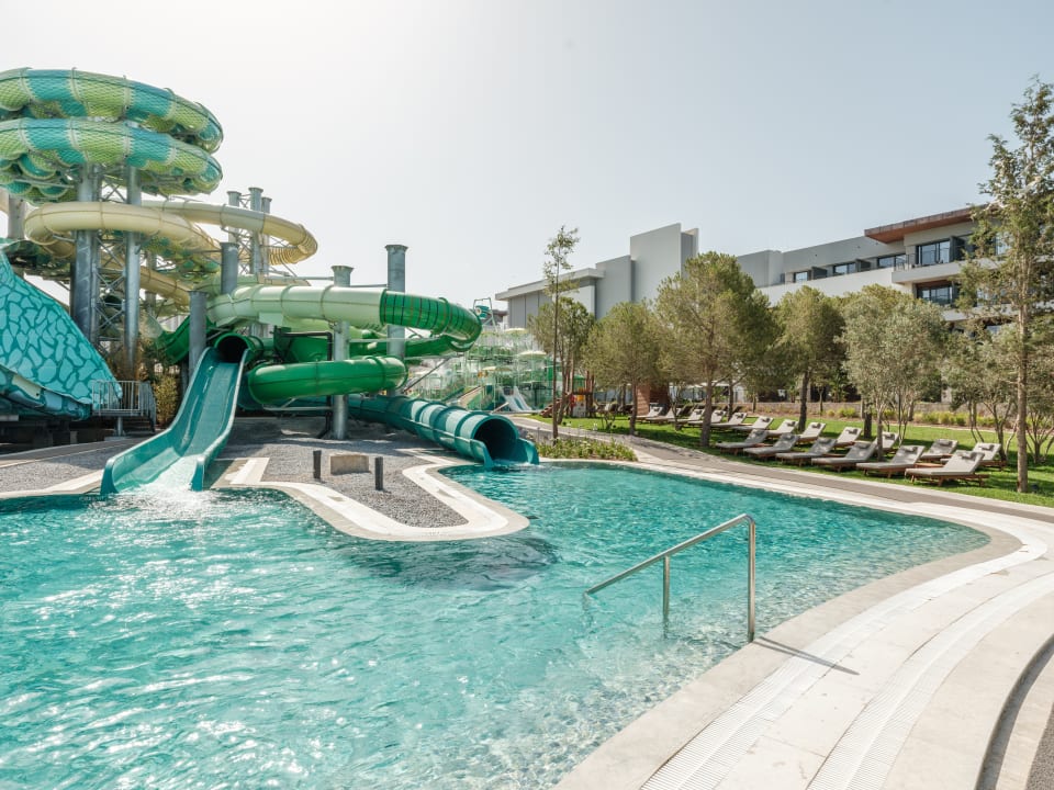 Pool Anda Barut Collection