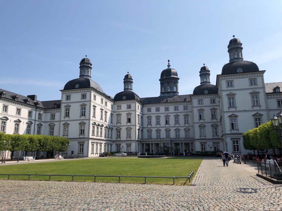 Außenansicht Althoff Grandhotel Schloss Bensberg