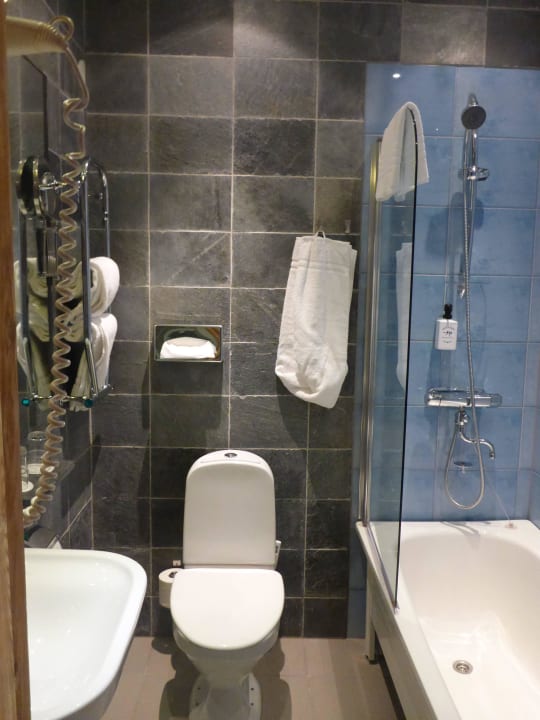 Enges Bad, knirschende Wanne Hotel Hellsten