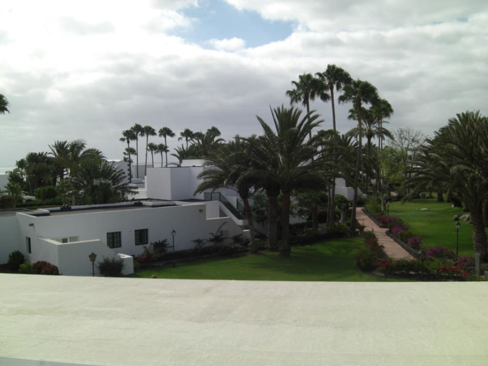 Ein anderer Teil der Gartenanlage Hotel Riu Paraiso Lanzarote