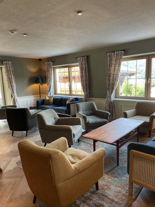 Lobby Boutique Hotel Bellevue Lermoos