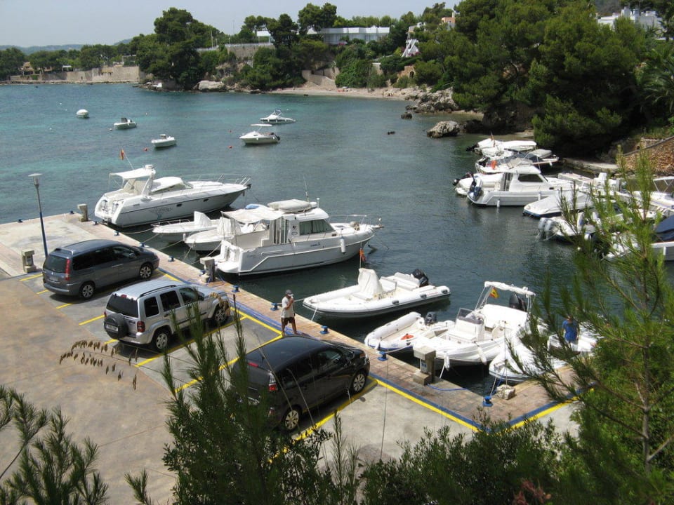 Kleiner Anlegeplatz am Hotel Hipotels Eurotel Punta Rotja Golf & Spa