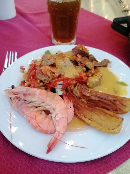 Gastro Saturn Palace Resort Hotel