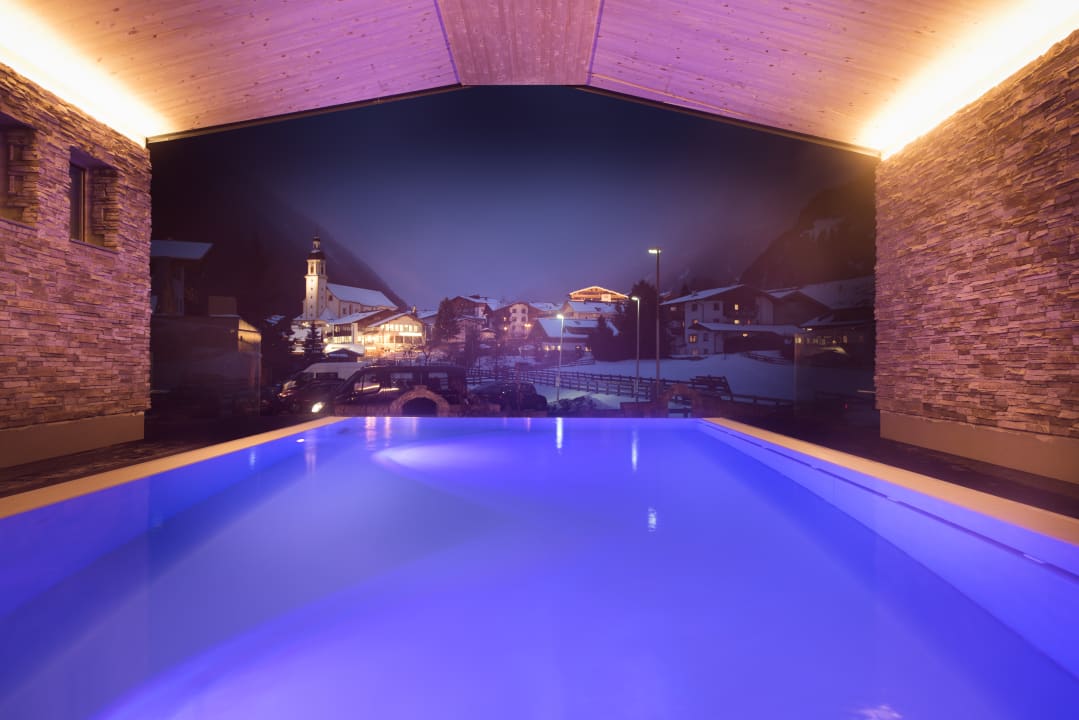 Pool Activehotel Bergkönig