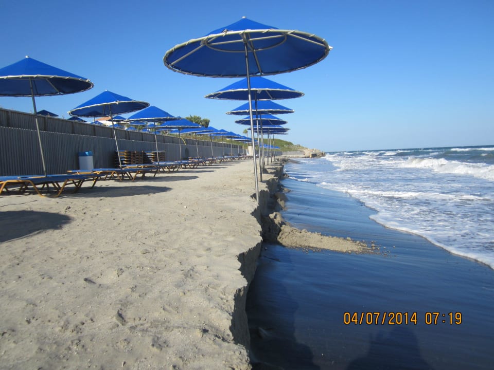 Strand  Neptune Luxury Resort