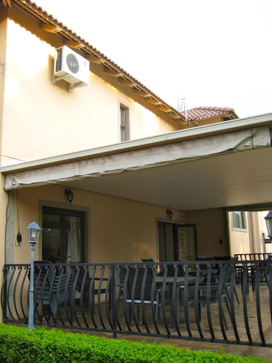 Überdachter Frühstücksraum Wild Olive Guesthouse