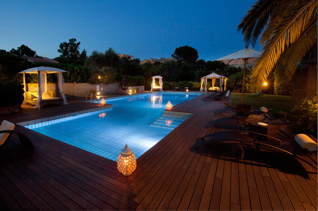 Pool Hotel Albaruja