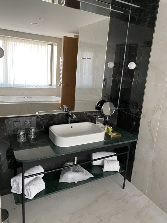Zimmer Barcelo Torre de Madrid