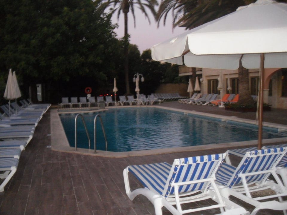 Der kleine Pool R2 Lago Playa Park