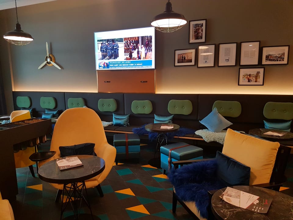 Lobby Holiday Inn - the niu, Cobbles Essen