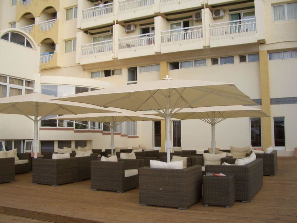 OpenAir Lounge Ozadi Altura Beach Resort