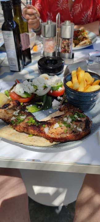 Gastro Crystal Springs Beach Hotel