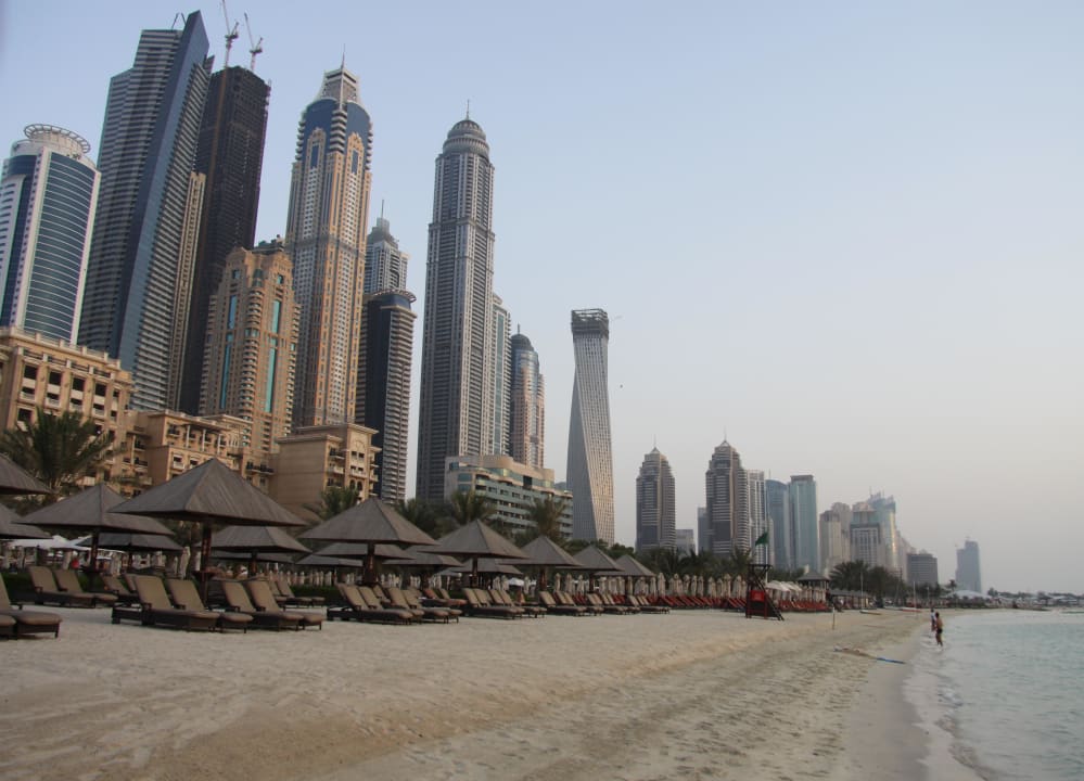 Strandabschnitt The Westin Dubai Mina Seyahi Beach Resort & Marina
