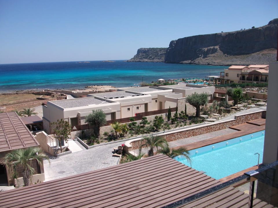 Ausblick von der Rezeption auf 1 Pool/Meer Aquagrand Artistic Luxury Beach Resort - Adults only