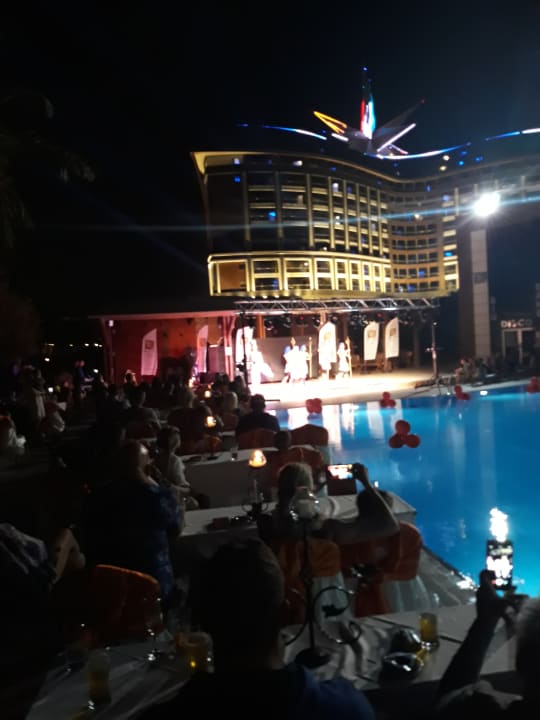 Gastro Saturn Palace Resort Hotel