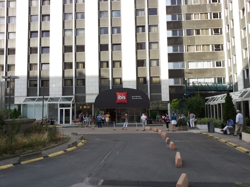 Eingang ibis Paris 17 Clichy Batignolles
