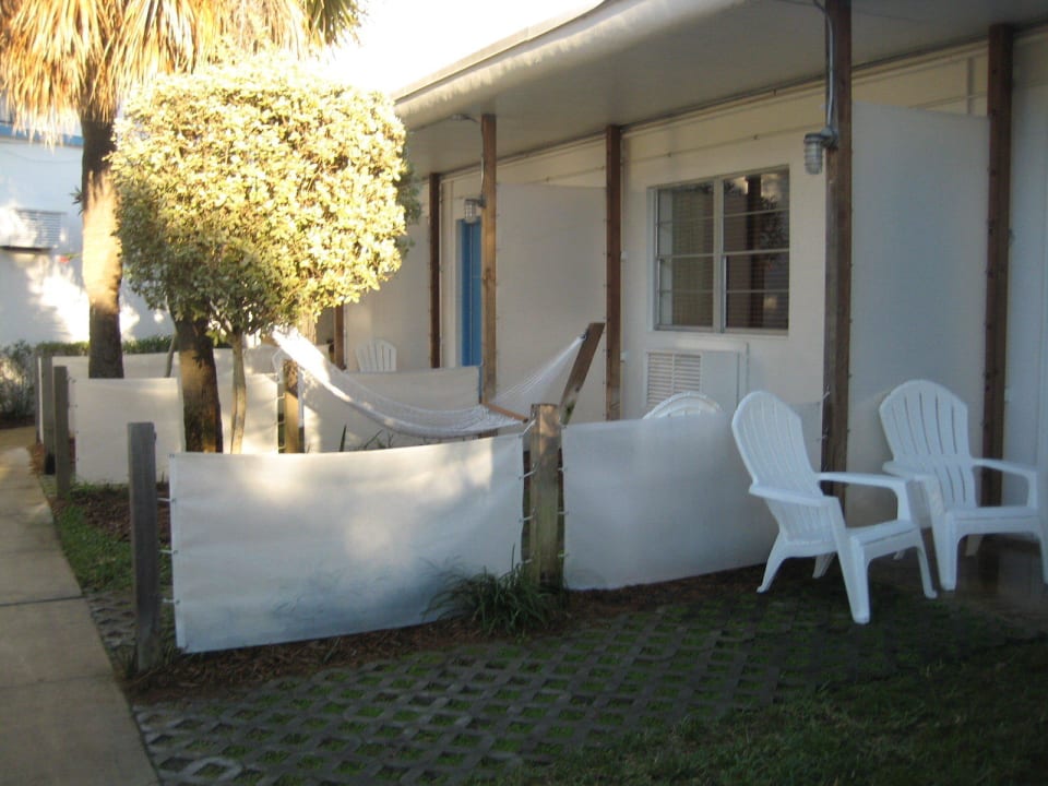 Zimmer mit kleinem Garten Postcard Inn on the Beach