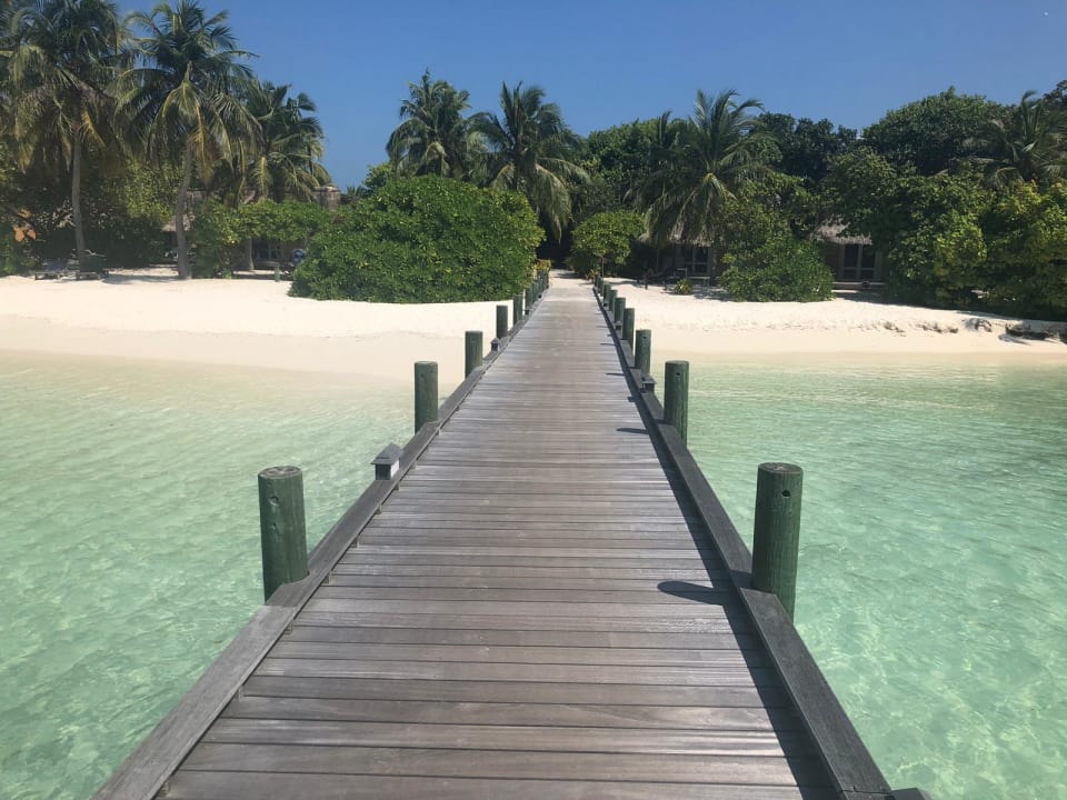 Strand Kuredu Island Resort & Spa