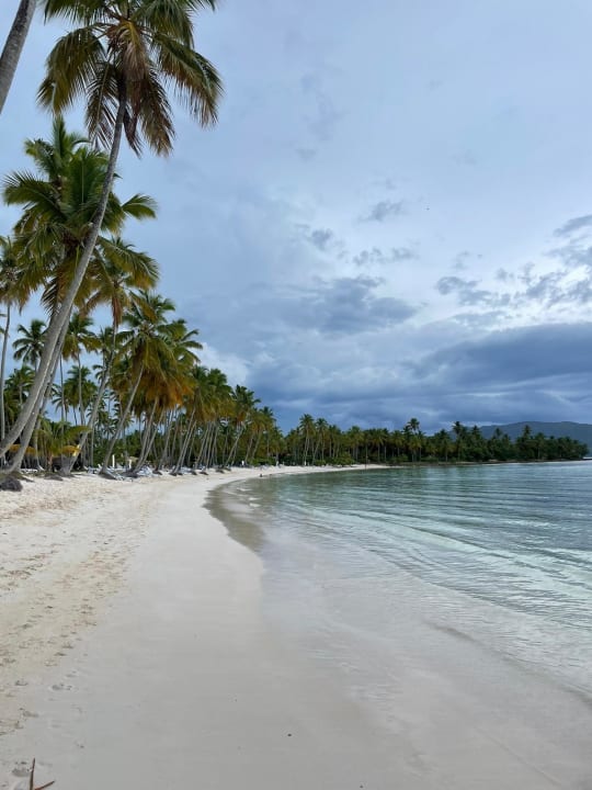 Strand Wyndham Alltra Samana