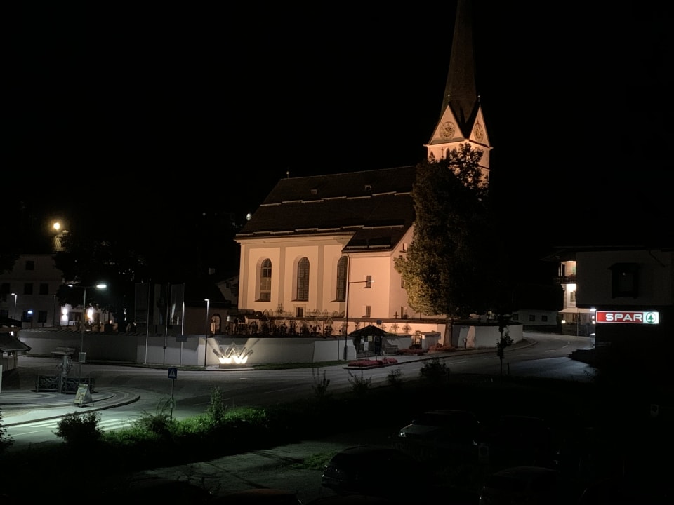 Ausblick Garni Hotel - Das Alpin Kaiserzeit