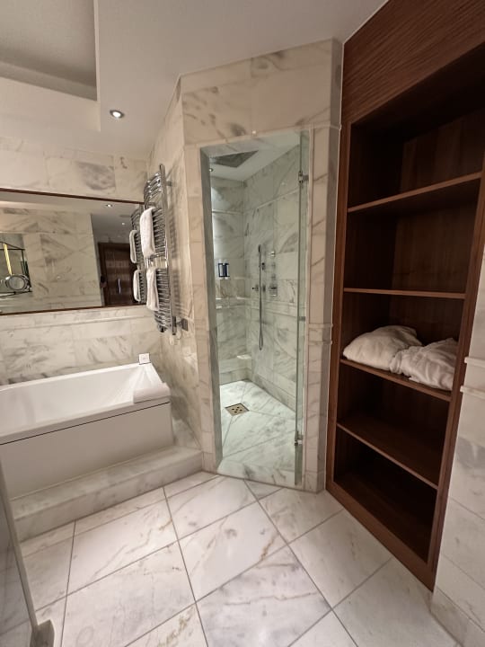 Zimmer Falkensteiner Schlosshotel Velden