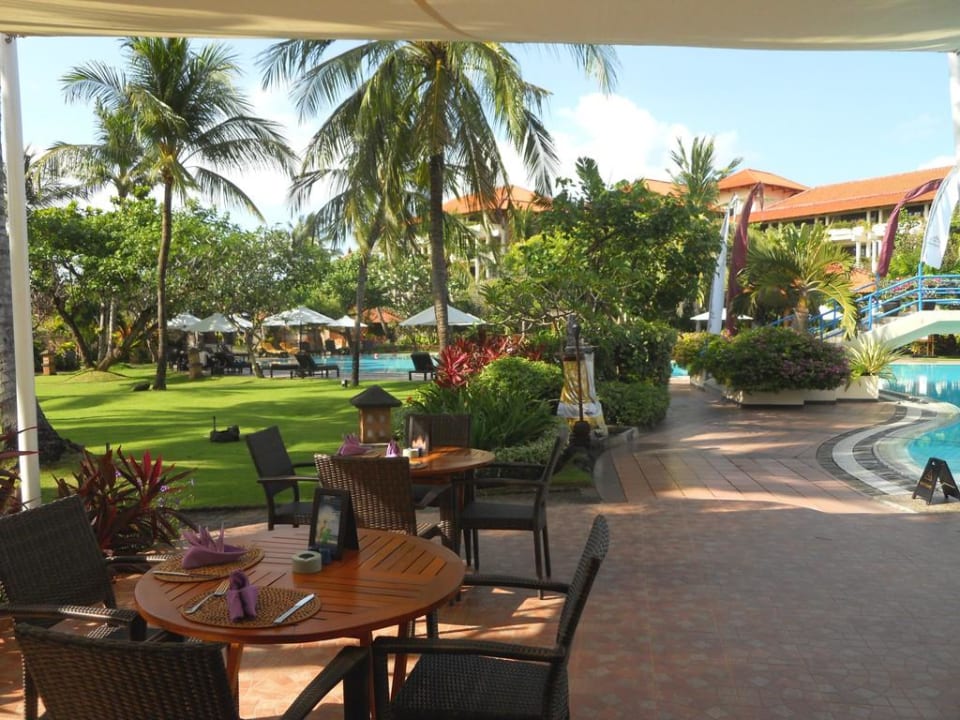 Restaurant am Pool Ayodya Resort Bali
