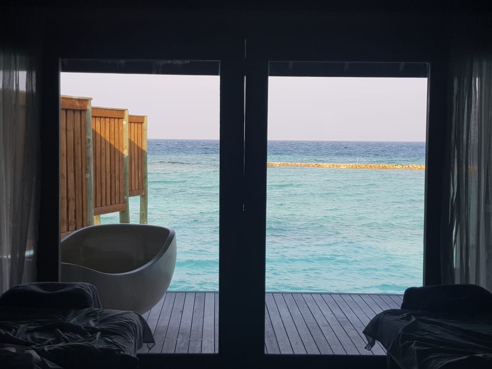 Ausblick vom Spa Veligandu Maldives Resort Island