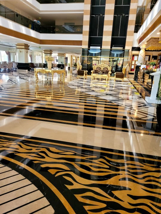 Lobby Mary Hotel Side
