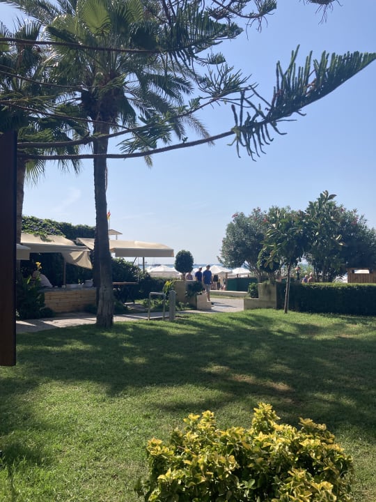 Gartenanlage Nerton Hotel - Erwachsenenhotel ab 16 Jahren