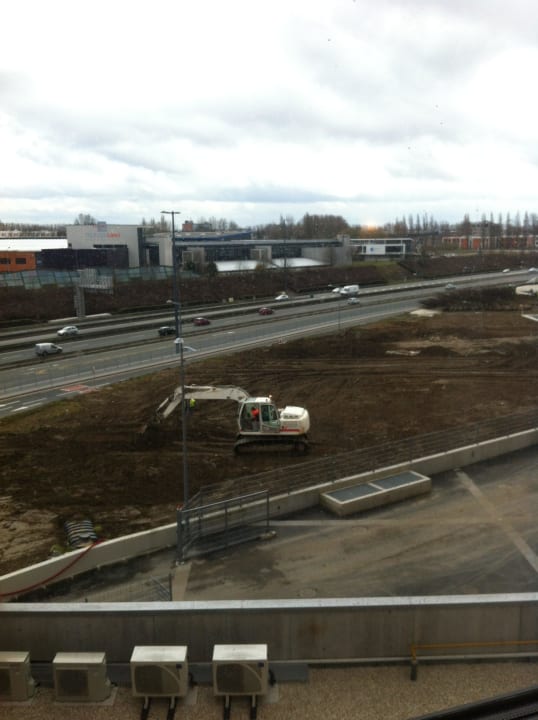 Blick auf die Baustelle vom Zimmer Park Inn By Radisson Lille Grand Stade