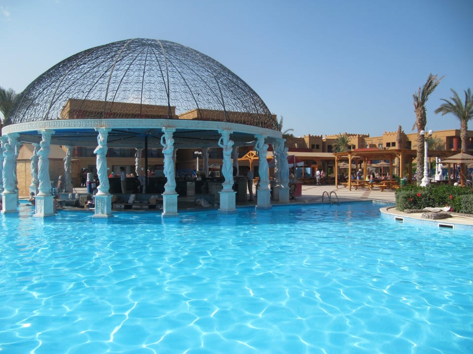Basen Hotel Titanic Palace