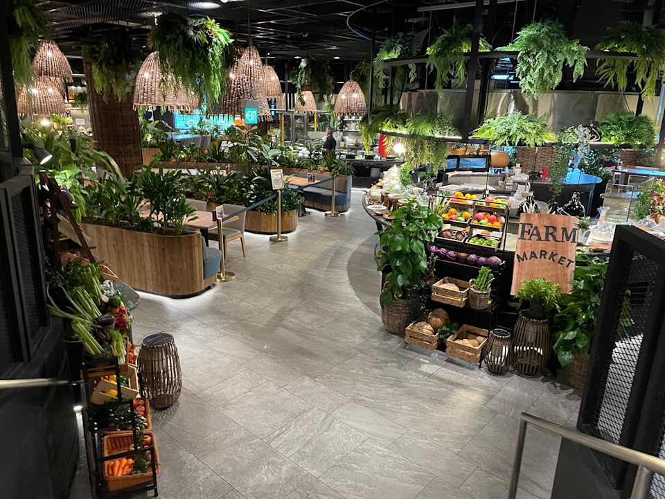 Gastro Dusit Thani Laguna Singapore