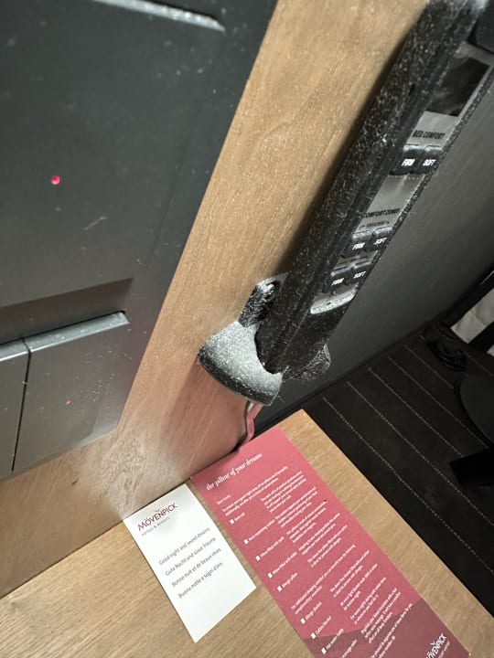 Zimmer Mövenpick Hotel Stuttgart Airport