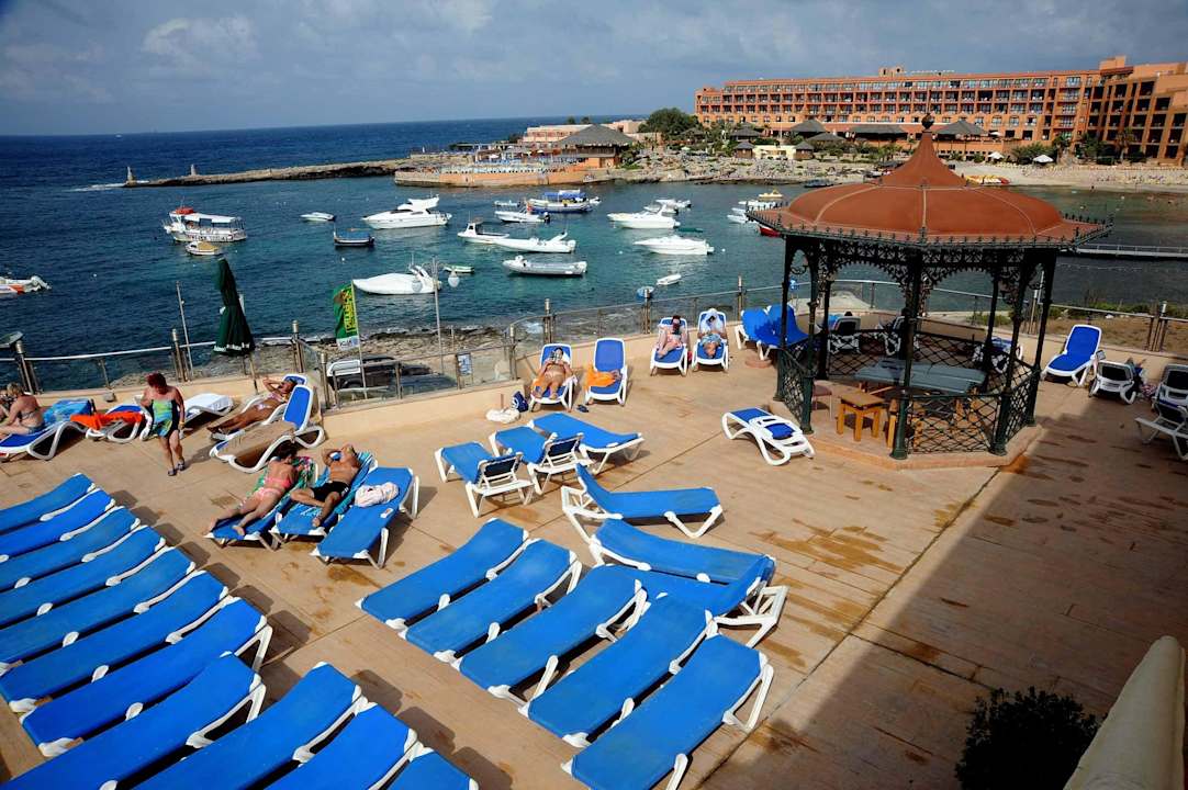 Blick von der Poolanlage Riviera Spa Resort - Adults Only