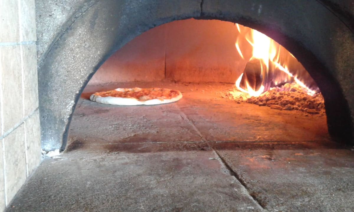 Pizza Hotel Ljetni San