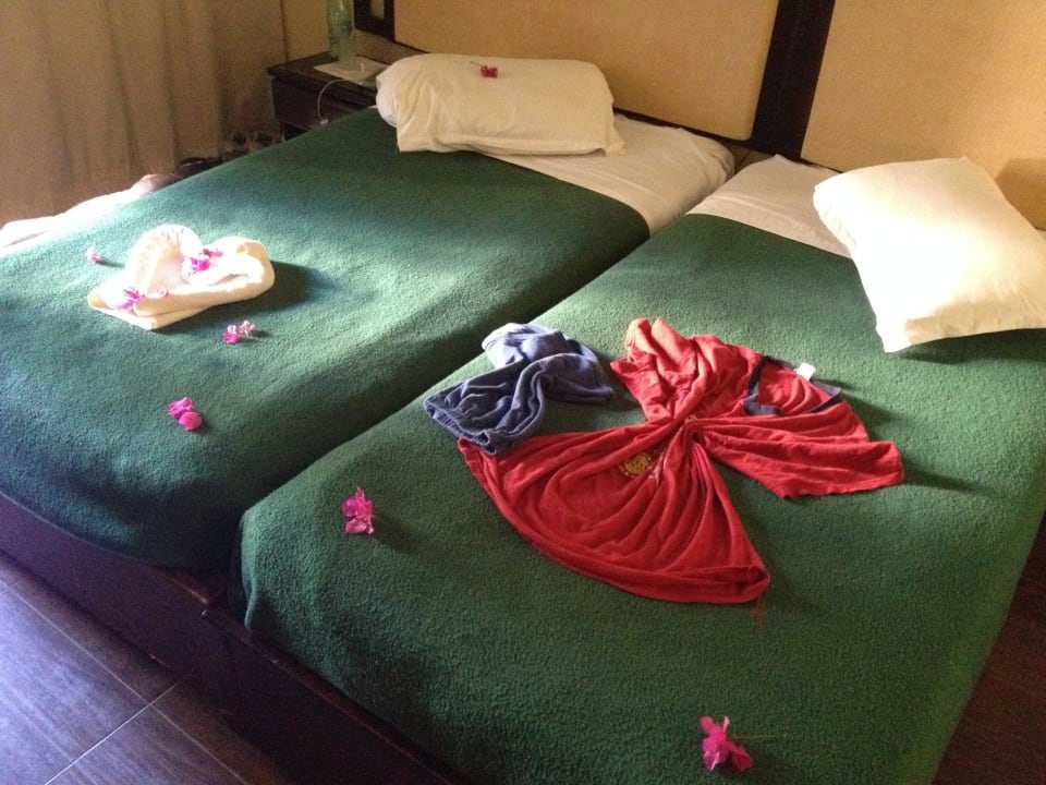 Ganz liebe Putzfrauen Hotel Paradis Palace