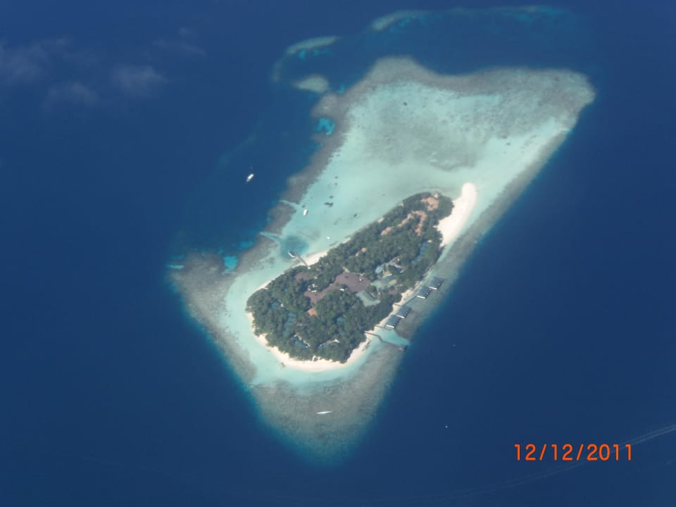 Embudu aus der Luft Embudu Village