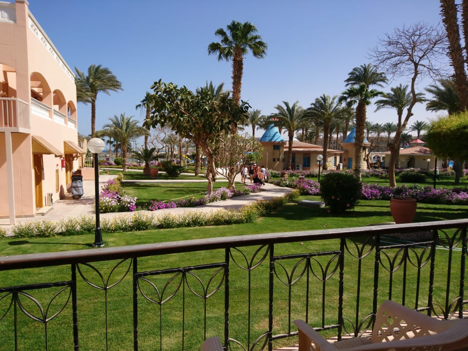 Gartenanlage Beach Albatros Resort