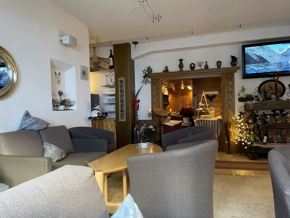 Lobby Hotel Alpenrose