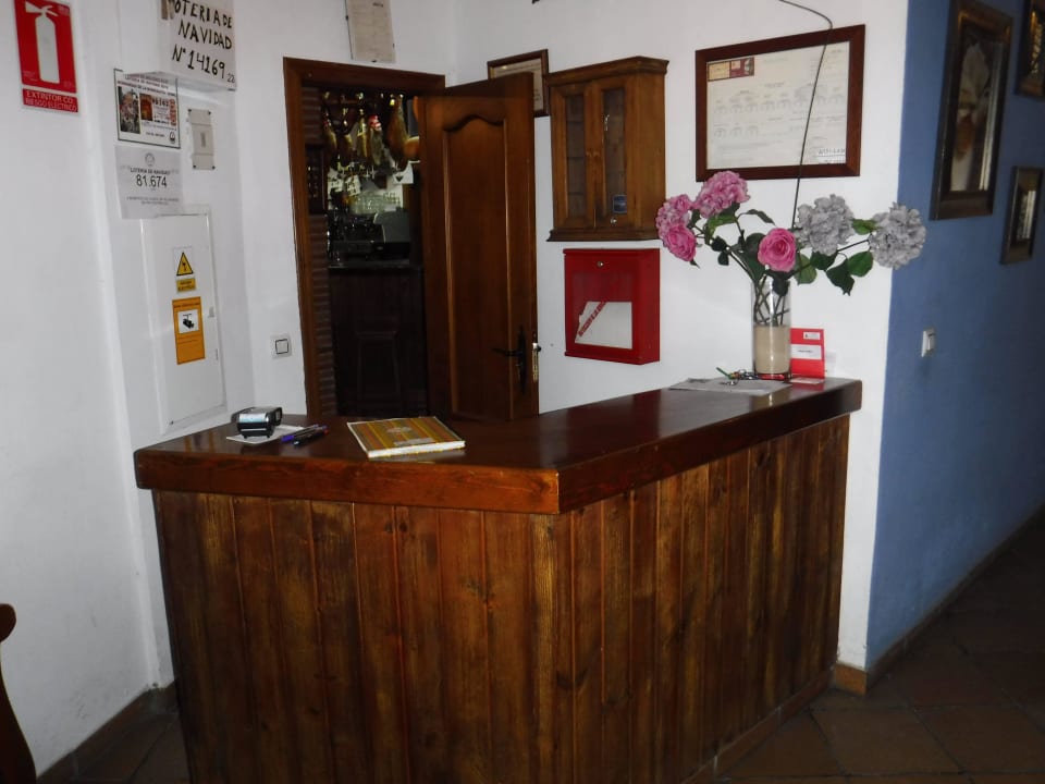 Rezeption Hostal Lojo