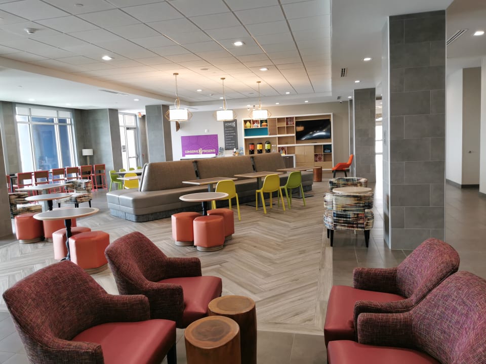 Gastro Home2 Suites by Hilton Galveston