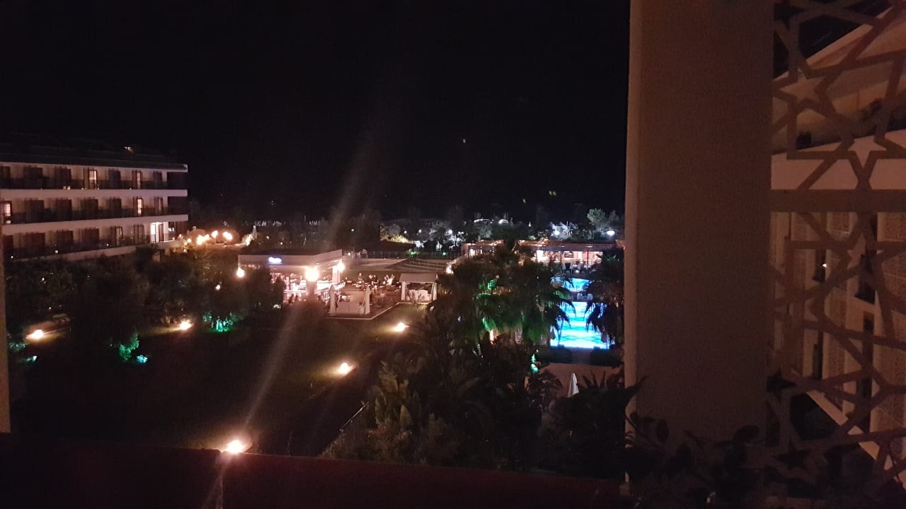 Blick am Abend aus unserem Zimmer Sentido Trendy Verbena Beach