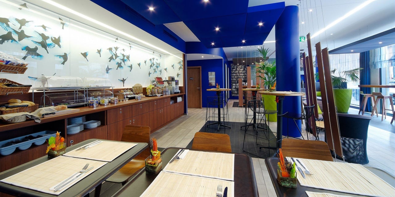 Frühstücksbereich/Lobby Aparthotel Adagio München City