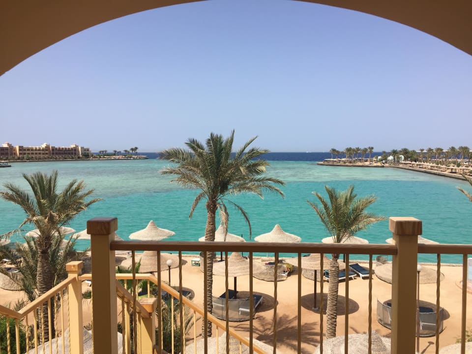 Ausblick vom oberen Stockwerk Arabia Azur Resort