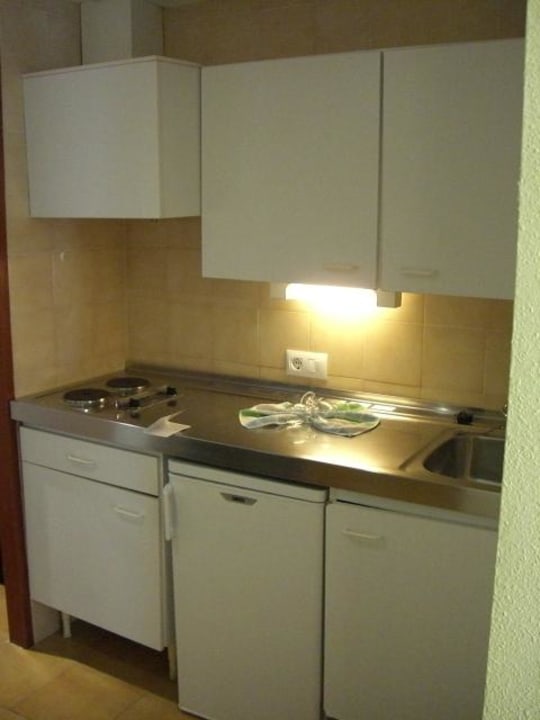 Küchenzeile des Appartements Hipotels Cala Millor Park