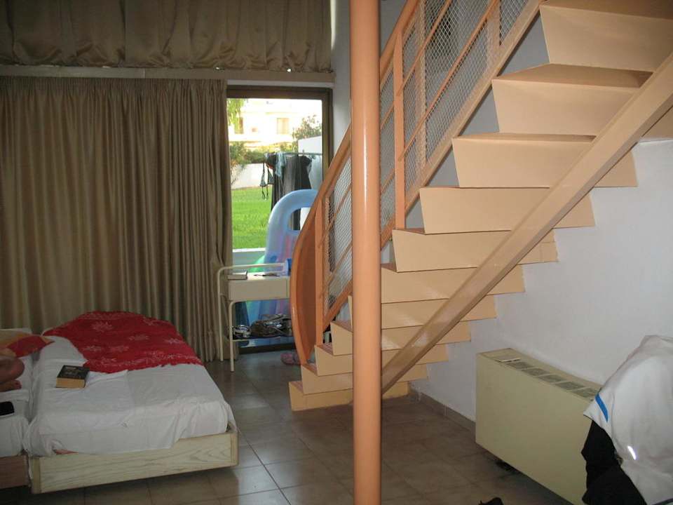 Maisonette Doreta Beach Resort & Spa